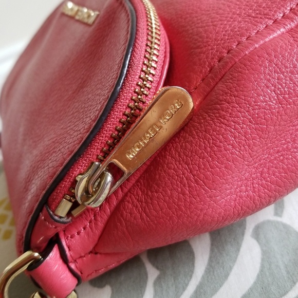 Michael Kors Bedford Flap Bubblegum Pink Crossbody - Picture 3 of 8